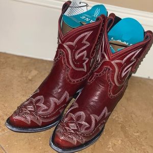 Lane Boots: Saratoga Bootie.